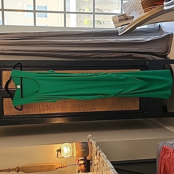 Set of 2 Dresses From Venus - Picture 7 of 13